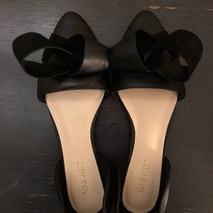 Napa Leather d’Orsay Shoreside bow Nine West flat